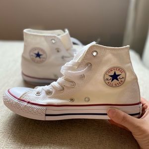 Converse all star high tops very good condition!